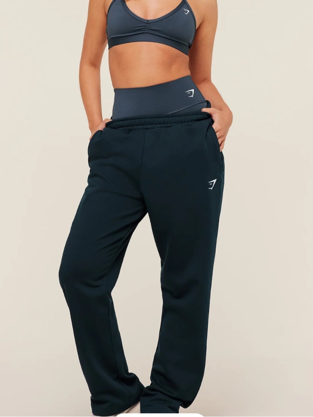 Gymshark Women’s TRAINING FLEECE STRAIGHT LEG REGULAR JOGGERS